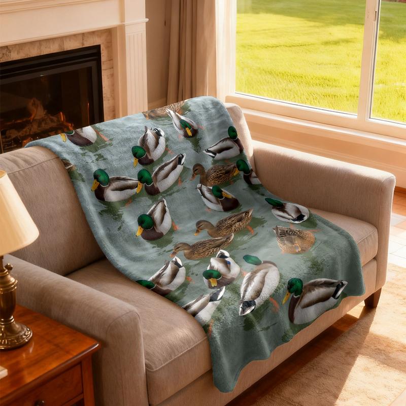 1pc Quilted Flannel Blanket with Mallard Print, Soft Comfy Blanket, Soft, Lightweight & Warm Versatile Throw for Sofa, Bed, Office or Camping, All-Season Gift, Soft Blankets, Warm Bedroom Blanket, Cozy Throw Blanket, Blanket for Couch