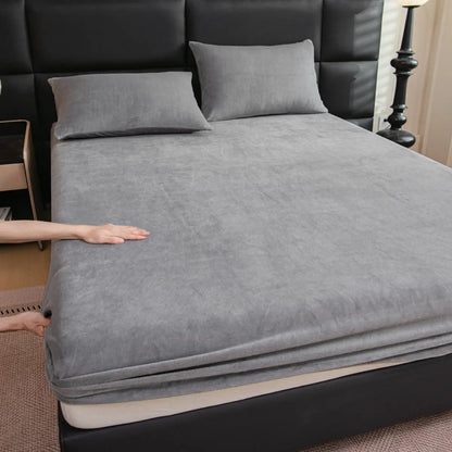 2/3-Piece Plush Orange Mattress Protector Set, Soft Comfy Bedding, Includes 1 Fitted Sheet & 2 Pillowcases, 6"-18" Deep Pocket Design, Soft Breathable & Stain-Resistant, Machine Washable, Ideal for Bedroom, Guest Room, Dorm