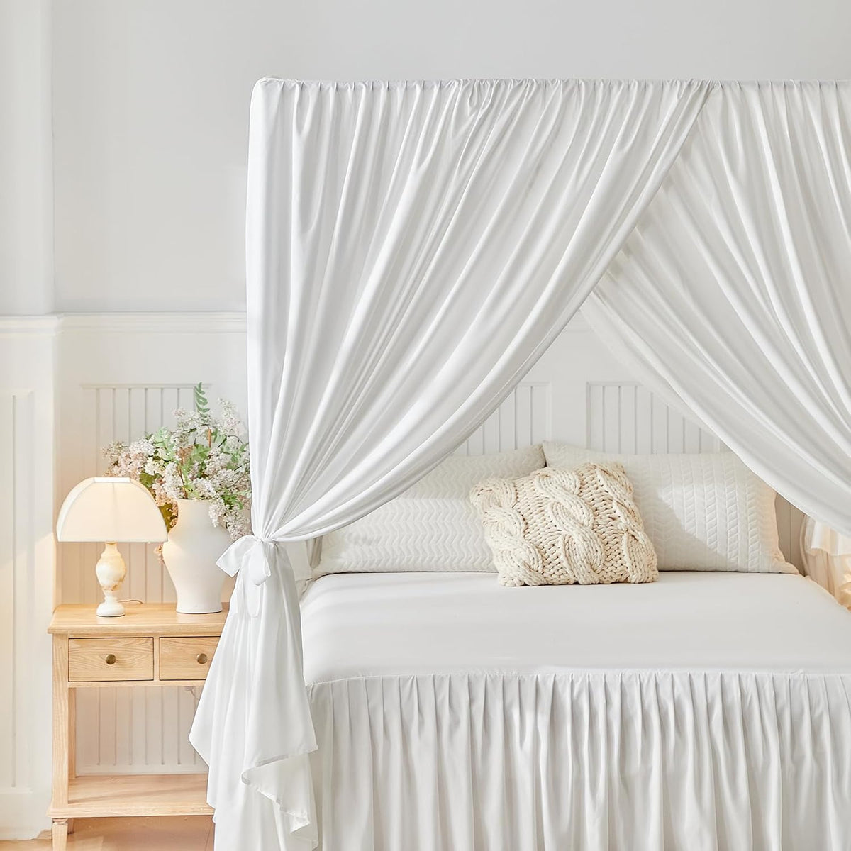 Canopy Bed Curtains - 4 Corners Post Ruffle Princess Bed Canopy Elegant Cozy Drape Netting 4 Opening Mosquito Net for Bedroom Chic Beautiful Privacy Decoration - Easy Installation Queen White